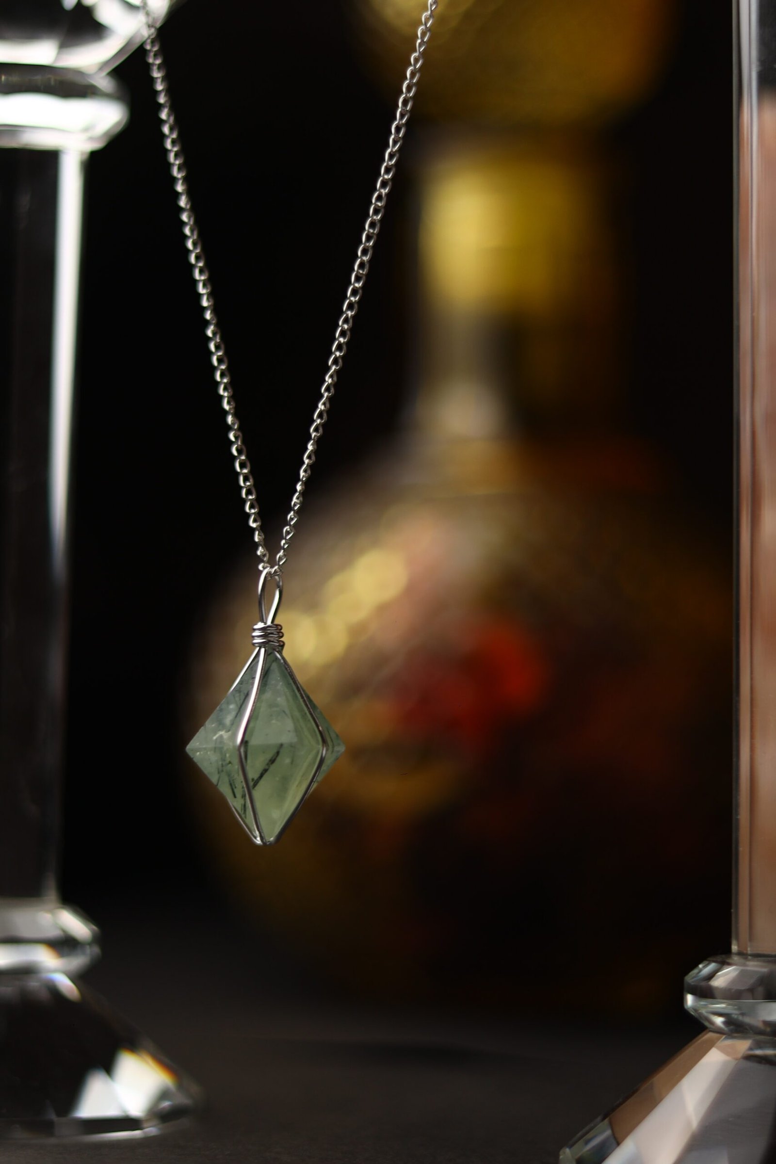 White Stone Neckless - Image 3